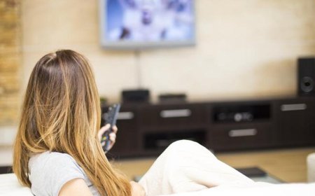 1 AĞUSTOS CUMARTESİ TV YAYIN AKIŞI: Bugün televizyonda ne var? Hangi dizi, film ve programlar ekrana gelecek?