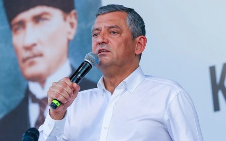 Özgür Özel'den dikkat çeken mesaj: "Otoriterlik Türkiye'nin kaderi değildir"