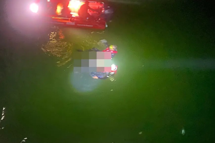 Siirt'te çaya düşen çocuk boğuldu, baba akıntıya kapıldı