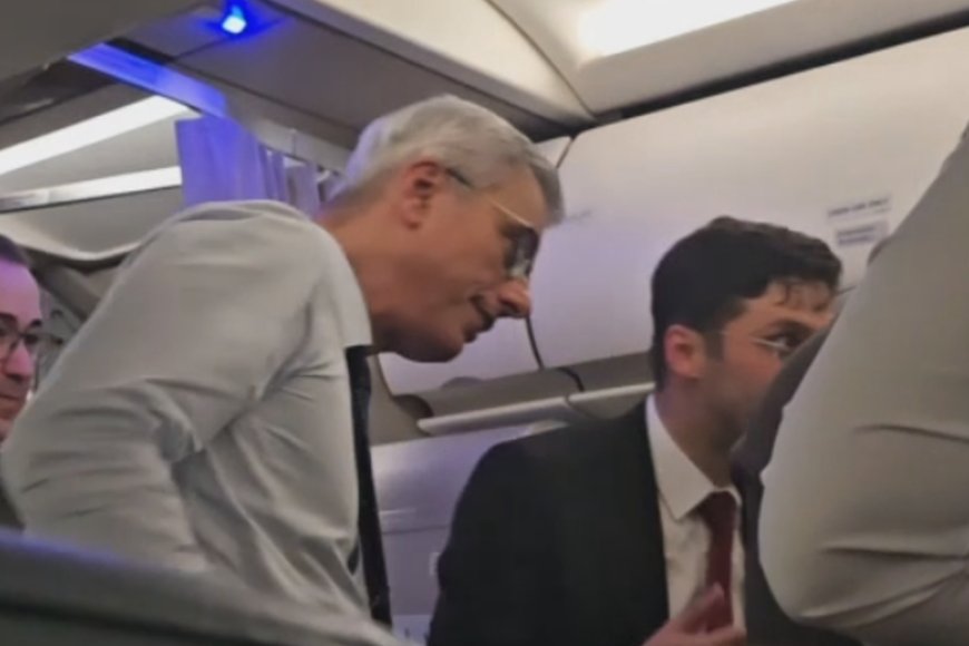 Uçakta rahatsızlandı, ilk müdahaleyi Bakan Memişoğlu yaptı