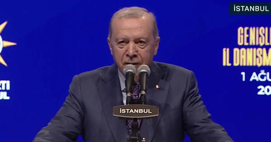 Üç belediye başkanı AK Parti'ye katıldı | Cumhurbaşkanı Erdoğan: AK Parti bir Türkiye kitabıdır