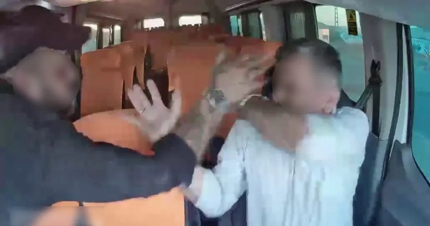 Adıyaman’da yol verme kavgası: Minibüs şoförünü defalarca yumrukladılar