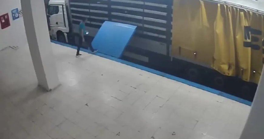 TIR'ın içinde firar edecekti. Suç örgütü üyesi yurt dışına kaçarken yakalandı
