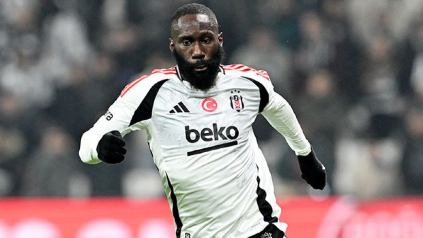 Konyaspor, Masuaku'yu transfer ediyor! Yönetici açıkladı
