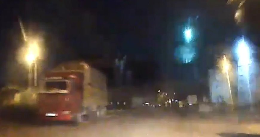İstanbul'da yaşandı: İşte meteorun düşme anı