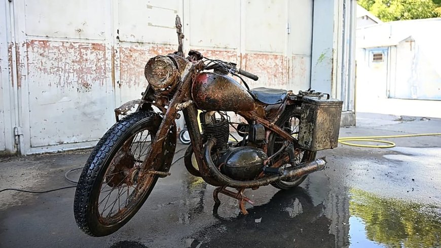 Donau'dan çıkarılan Wehrmacht motosikleti neredeyse yeni gibiydi