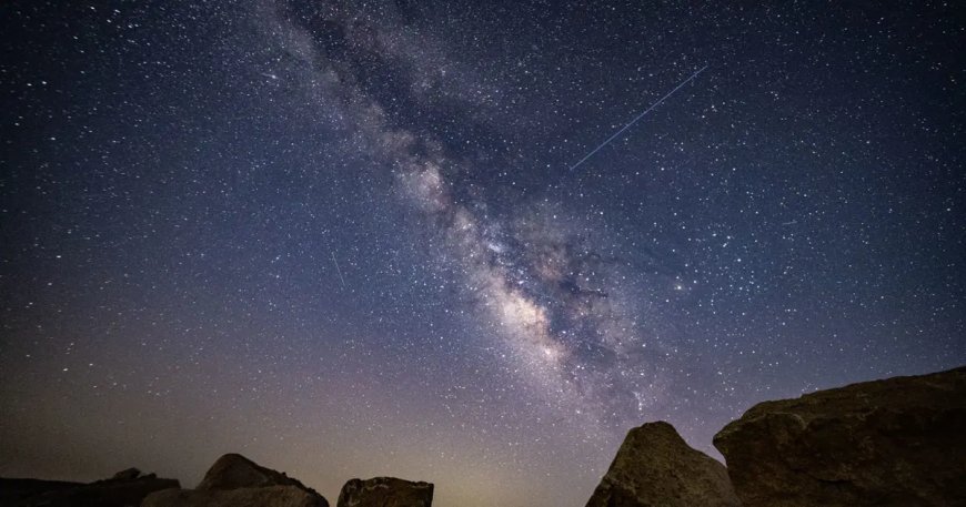 Gökyüzünde görsel şölen. Perseid meteor yağmuru geceyi aydınlattı