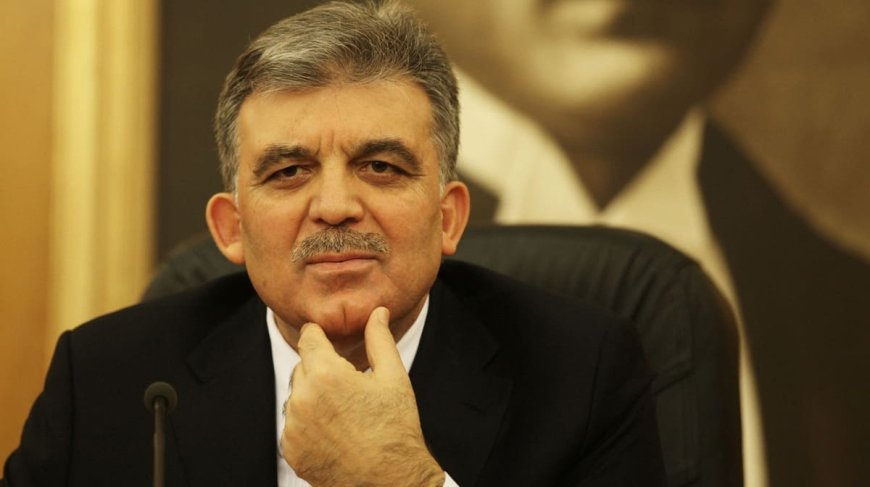 Abdullah Gül'den AK Parti'ye 25. yılda dikkat çeken çağrı: "İlk dönem vizyonuna dönün"