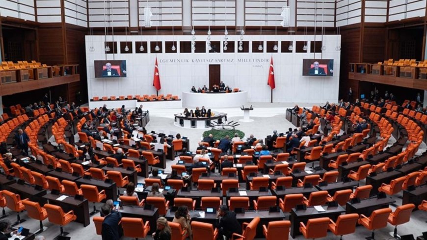 Vekil transferleri Meclis'teki dengeleri değiştirdi: Hangi partinin kaç milletvekili var?