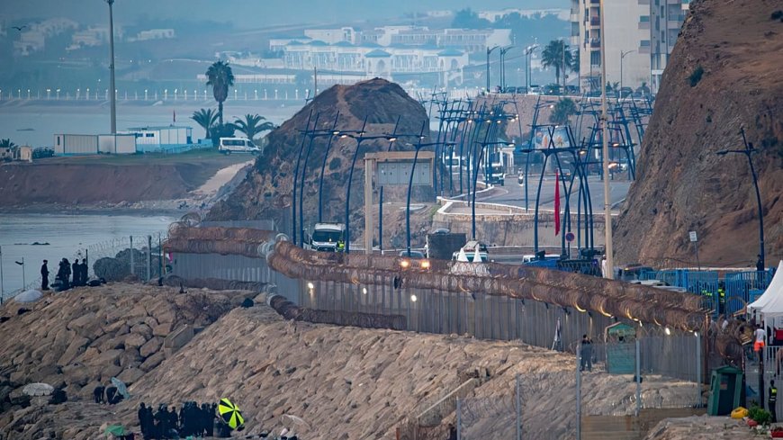 Fas, Ceuta’ya kitlesel göç girişimini engelledi: Yüzlerce kişi dağıtıldı