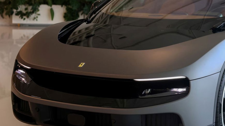 Ferrari'nin ilk elektrikli aracı Luce 40 milyon dolara satıldı!
